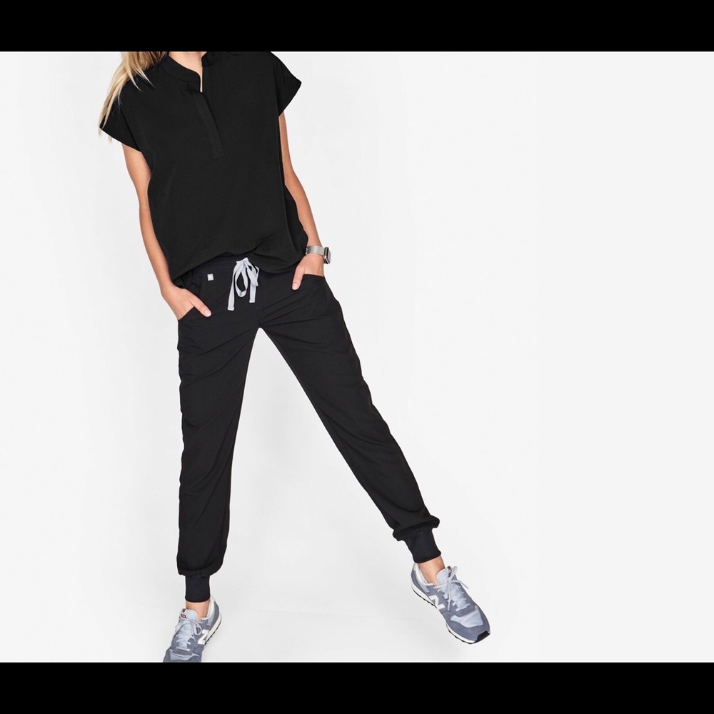 XS Black Zamora joggers